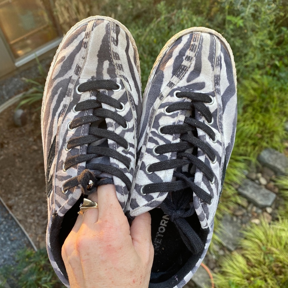TRETORN zebra sneakers